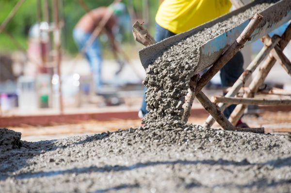 Backyard Concrete Pouring in Elkhart